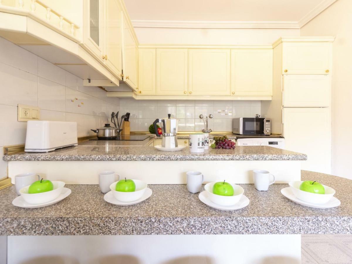 Homes & Go Albeniz Basic La Pineda Luaran gambar